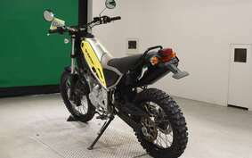 YAMAHA TRICKER DG10J