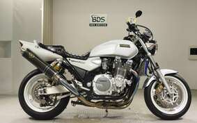 YAMAHA XJR1300 1998 RP01J