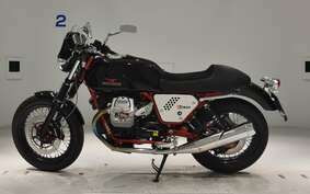 MOTO GUZZI V7 RACER 2012