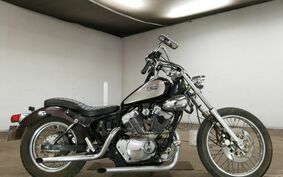 YAMAHA VIRAGO 250 3DM