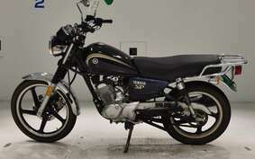 YAMAHA YB125SP