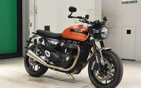 TRIUMPH SPEED TWIN 2022 AD85H4