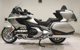 HONDA GL 1800 GOLD WING TOUR DCT 2023 SC79