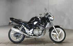 SUZUKI BANDIT 250 GJ74A