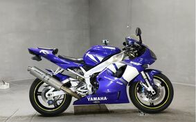 YAMAHA YZF-R1 2001 RN04