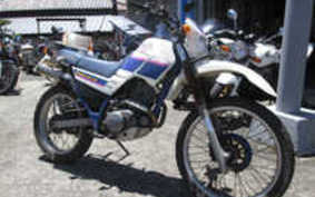 YAMAHA SEROW 225 Cell 1KH