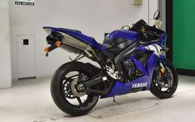 YAMAHA YZF-R1 2004 RN13