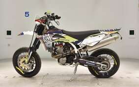 HUSQVARNA SM250R A200