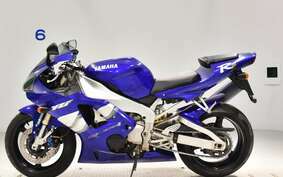 YAMAHA YZF-R1 2000 RN04