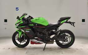 KAWASAKI ZX-25R ZX250E