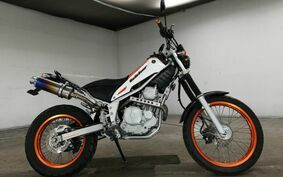 YAMAHA TRICKER DG16J