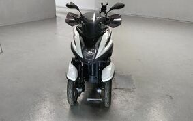 YAMAHA TRICITY 125 SE82J