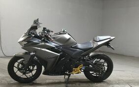 YAMAHA YZF-R25 RG10J