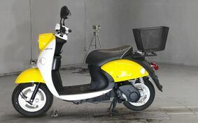 YAMAHA e-VINO SY11J