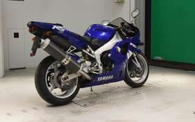 YAMAHA YZF-R1 1999 RN01