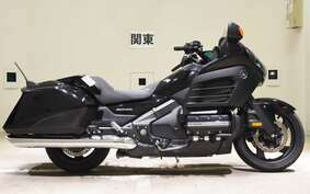 HONDA GL 1800 GOLD WING F6B 2013 SC68