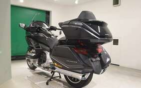 HONDA GL 1800 GOLD WING TOUR DCT 2021 SC79