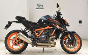 KTM 1290 SUPER DUKE R 2022 V3940