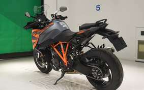 KTM 1290 SUPER DUKE GT