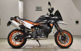 KTM 890 SMT 2023