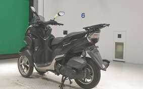 YAMAHA TRICITY 125 SE82J