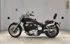 HONDA SHADOW 750 SLASHER 2001 RC48