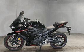 YAMAHA YZF-R3 2015 RH07J