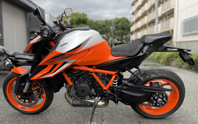 KTM 1290 SUPER DUKE R 2024 V3940