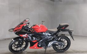 SUZUKI GSX-R125 DL33B