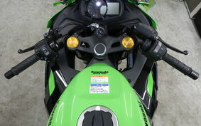 KAWASAKI ZX-25R ZX250E