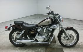 YAMAHA VIRAGO 250 3DM