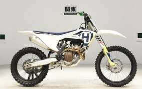 HUSQVARNA FC250 UXK4