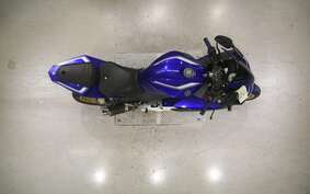 YAMAHA YZF-R125