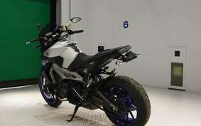 YAMAHA MT-09 A 2015 RN34J