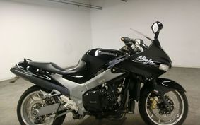 KAWASAKI ZZ1100 NINJA 1997 ZXT10D