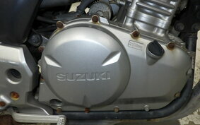 SUZUKI GSR250