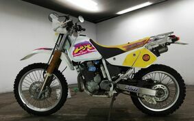 SUZUKI DR250R SJ45A