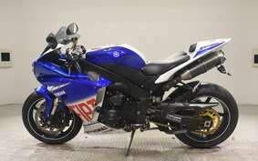 YAMAHA YZF-R1 2013