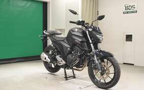 YAMAHA FZ25 RG42