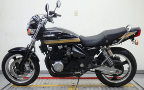 KAWASAKI ZEPHYR 400 KAI 2010