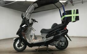 SYM RV180EFi LA18