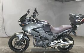 YAMAHA TDM900 2011 RN18