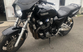 YAMAHA XJR1200 1995 4KG