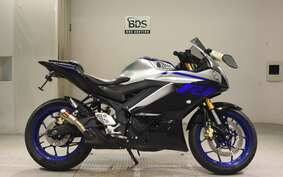 YAMAHA YZF-R25