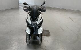 YAMAHA TRICITY 125 SE82J