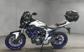 YAMAHA MT-07 2015 RM07J