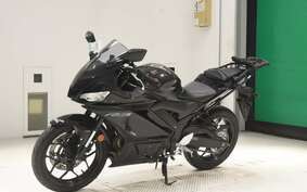 YAMAHA YZF-R3 2023 RH21J