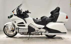 HONDA GL 1800 GOLD WING 2015 SC68