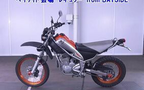 YAMAHA TRICKER DG16J