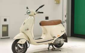 VESPA 125ET4